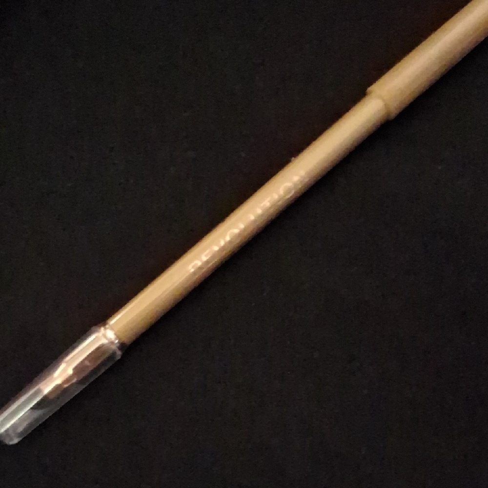 Revolution Streamline Waterline Eyeliner Pencil in Ivory